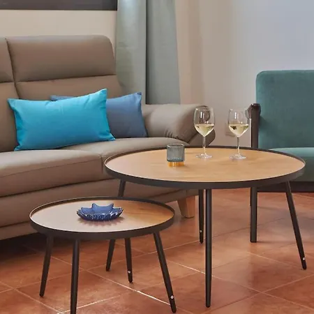Feriehus Casa Maria Duplex With Sea & Mountain Views, 15 Minutes Walk From The Marina Rubicon Playa Blanca (Lanzarote)