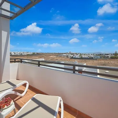 Casa Maria Duplex With Sea & Mountain Views, 15 Minutes Walk From The Marina Rubicon Holiday home