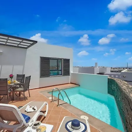 Casa Maria Duplex With Sea & Mountain Views, 15 Minutes Walk From The Marina Rubicon Vakantiehuis